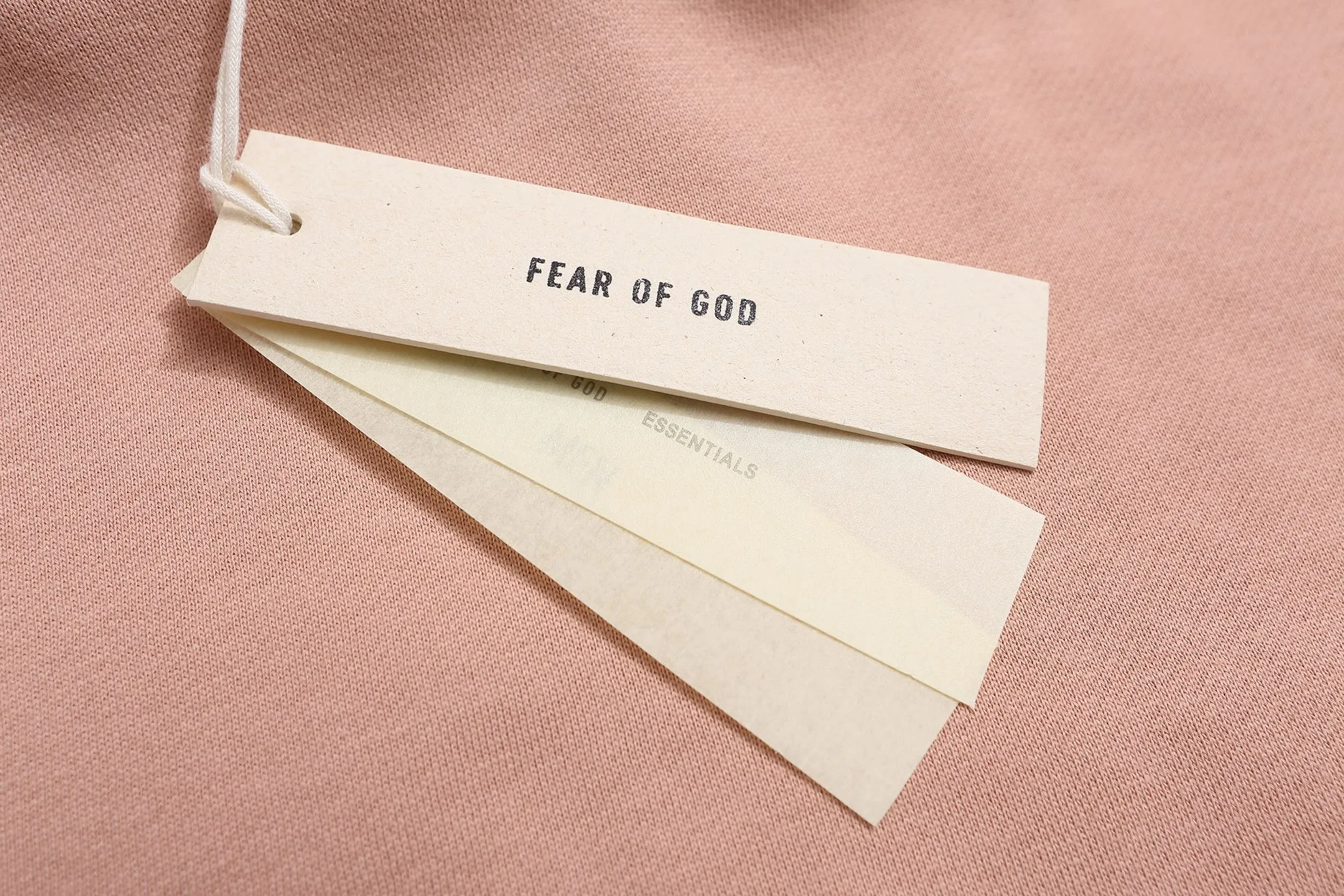 🆕 FEAR OF GOD ESSENTIALS logo Pink ：LM # ： Pink Sizes： S M L XL